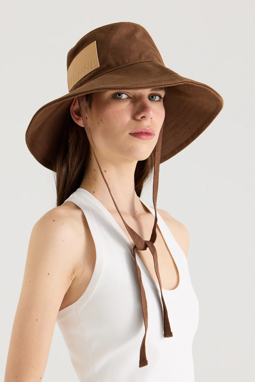 Henne Bucket Hat - Image 3