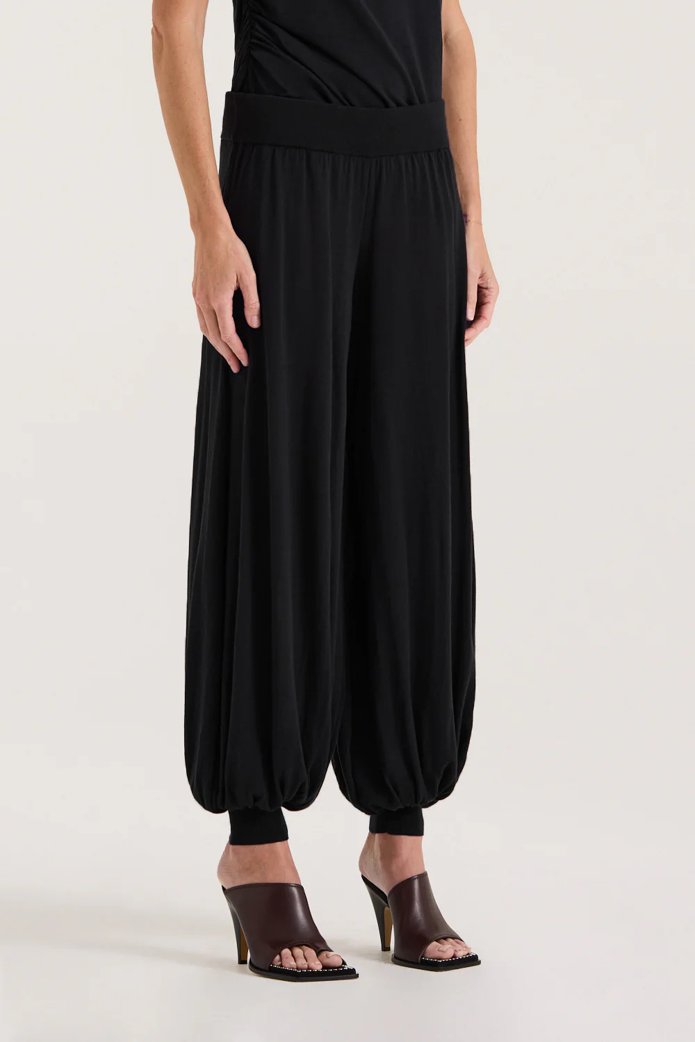 Noelia Harem Pant - Image 3